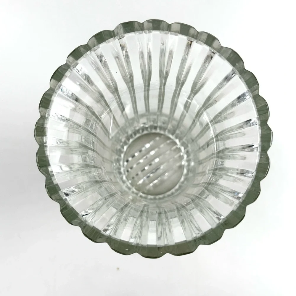 Elegant Clear Glass Vase